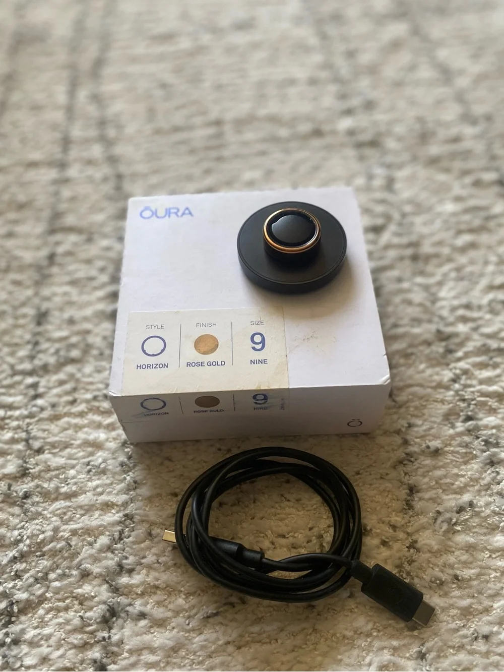 Oura Horizon Charging Dock in Black with Rose Gold Accent